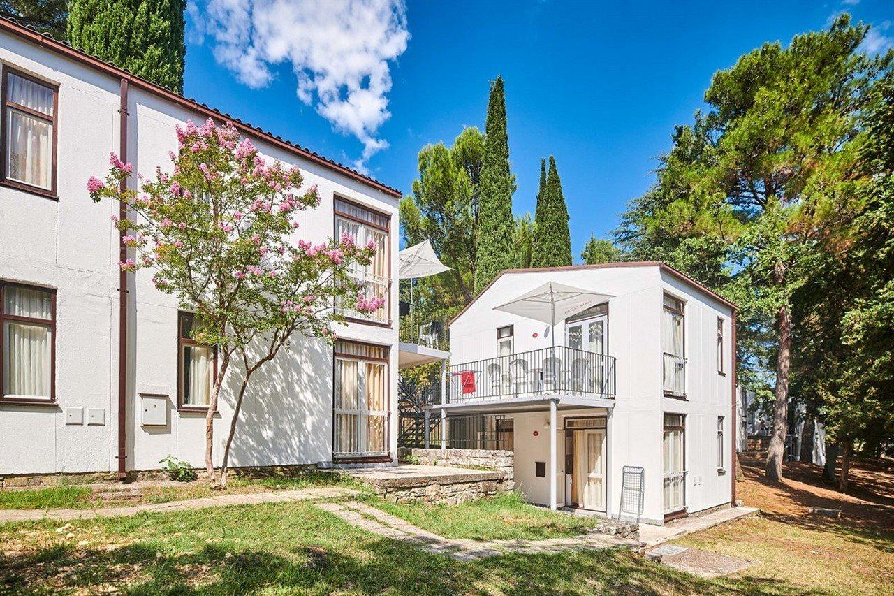 Apartments Astra Plava Laguna Poreč Extérieur photo